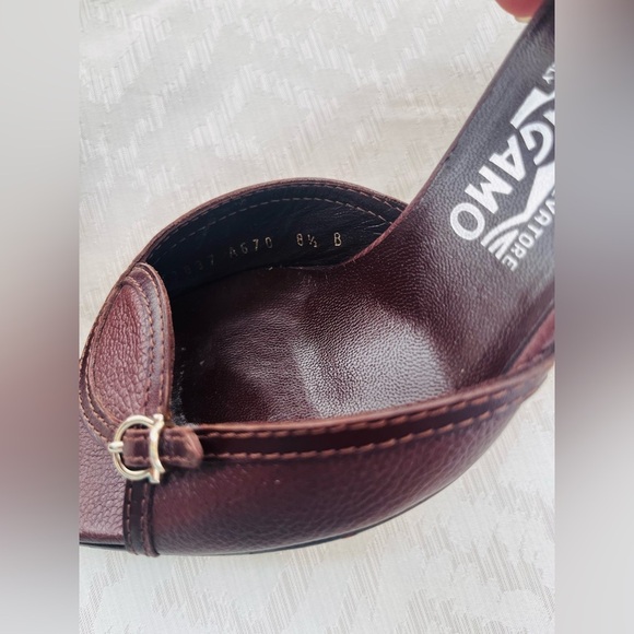 Salvatore Ferragamo Women's Leather Brown Heels Size 8.5B - Picture 3 of 9